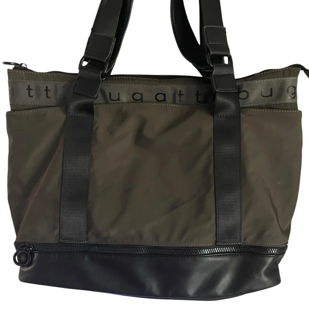 NWT Bugatti Green and Black Duffel Bag with Sturdy Design